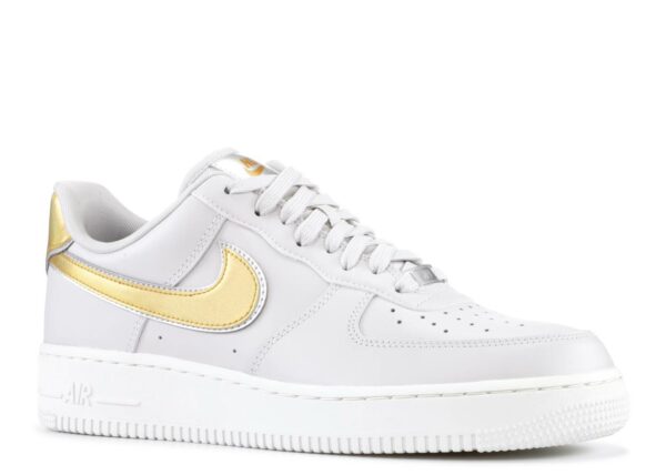 RÉPLICA AIR FORCE 1 LOW 'METALLIC GOLD' - Imagen 4