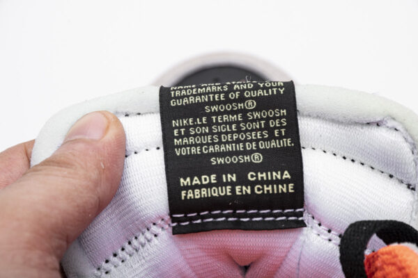 RÉPLICA AIR JORDAN 1 RETRO HIGH OG 'NEUTRAL GREY' - Imagen 5