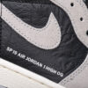 RÉPLICA AIR JORDAN 1 RETRO HIGH OG 'NEUTRAL GREY' - Imagen 7