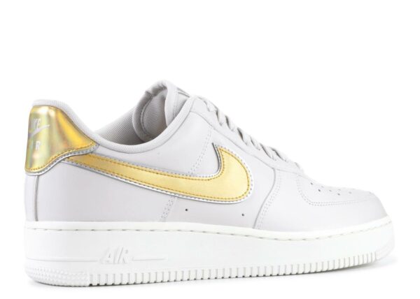 RÉPLICA AIR FORCE 1 LOW 'METALLIC GOLD' - Imagen 3