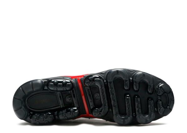RÉPLICA AIR VAPORMAX PLUS 'UNIVERSITY RED' - Imagen 4