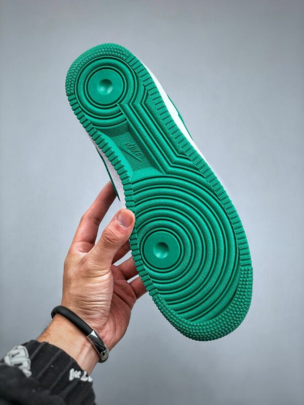 RÉPLICA AIR FORCE 1 LOW 'WHITE GREEN' - Imagen 3