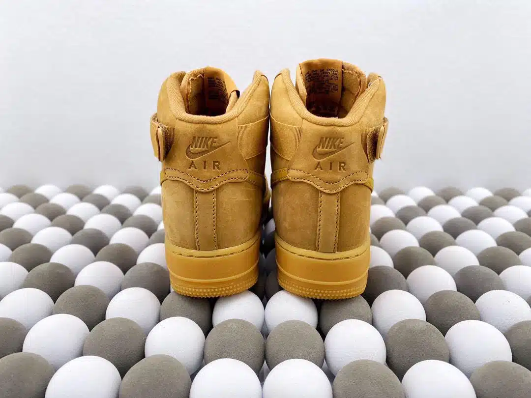 RÉPLICA AIR FORCE 1 MID '07 'FLAX WHEAT' - Imagen 10