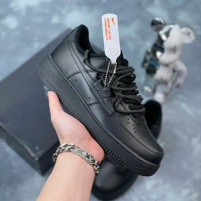 RÉPLICA NIKE AIR FORCE MULTI LACE - Negro