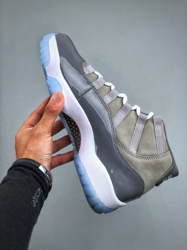 RÉPLICA AIR JORDAN 11 RETRO 'COOL GREY' 2021 - Imagen 8