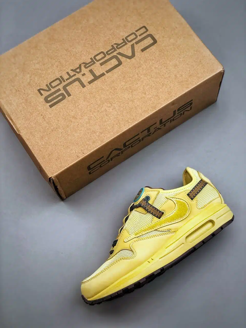 RÉPLICA AIR MAX 1 TRAVIS SCOTT CACTUS JACK SATURN 'ORO' - Imagen 8