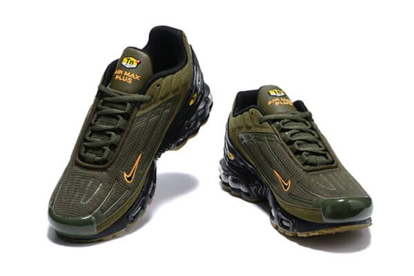 RÉPLICA AIR MAX PLUS 3 'OLIVE' - Imagen 3