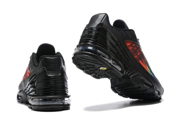 RÉPLICA AIR MAX PLUS 3 'RAINBOW GRADIENT' - Imagen 5