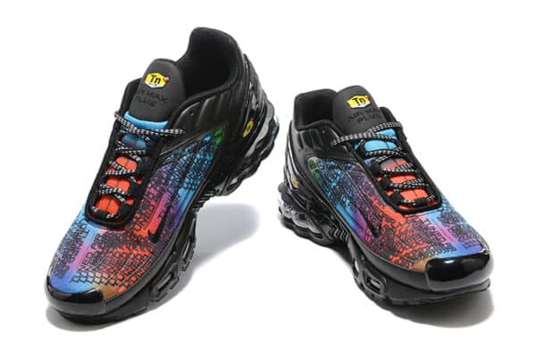 RÉPLICA AIR MAX PLUS 3 'RAINBOW GRADIENT' - Imagen 2
