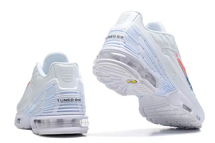RÉPLICA AIR MAX PLUS 3 TUNED 'SWOOSH' - Imagen 3