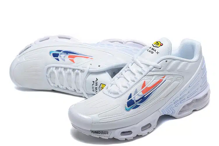 RÉPLICA AIR MAX PLUS 3 TUNED 'SWOOSH' - Imagen 2