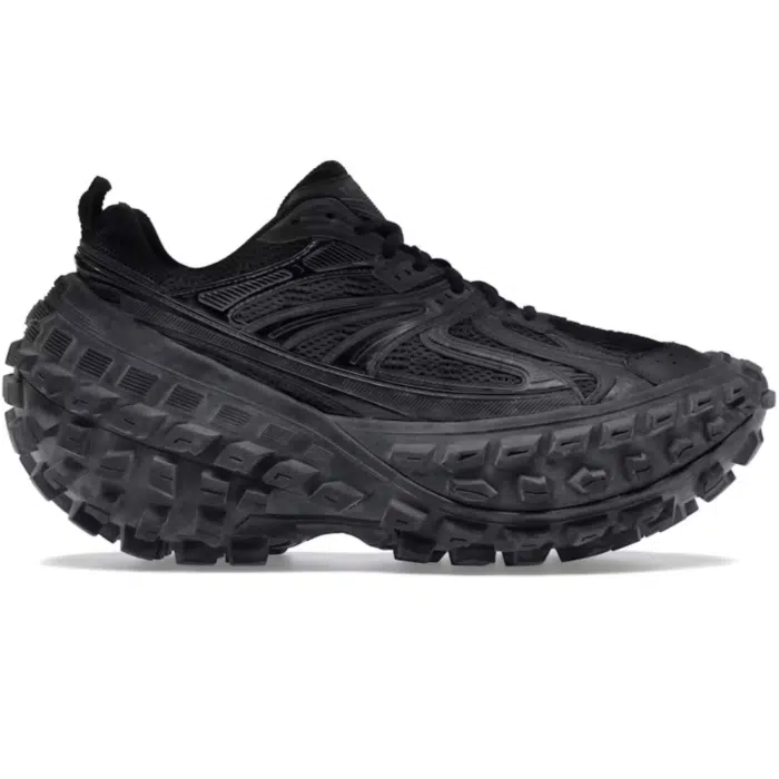 RÉPLICA BALENCIAGA DEFENDER 'NEGRAS'