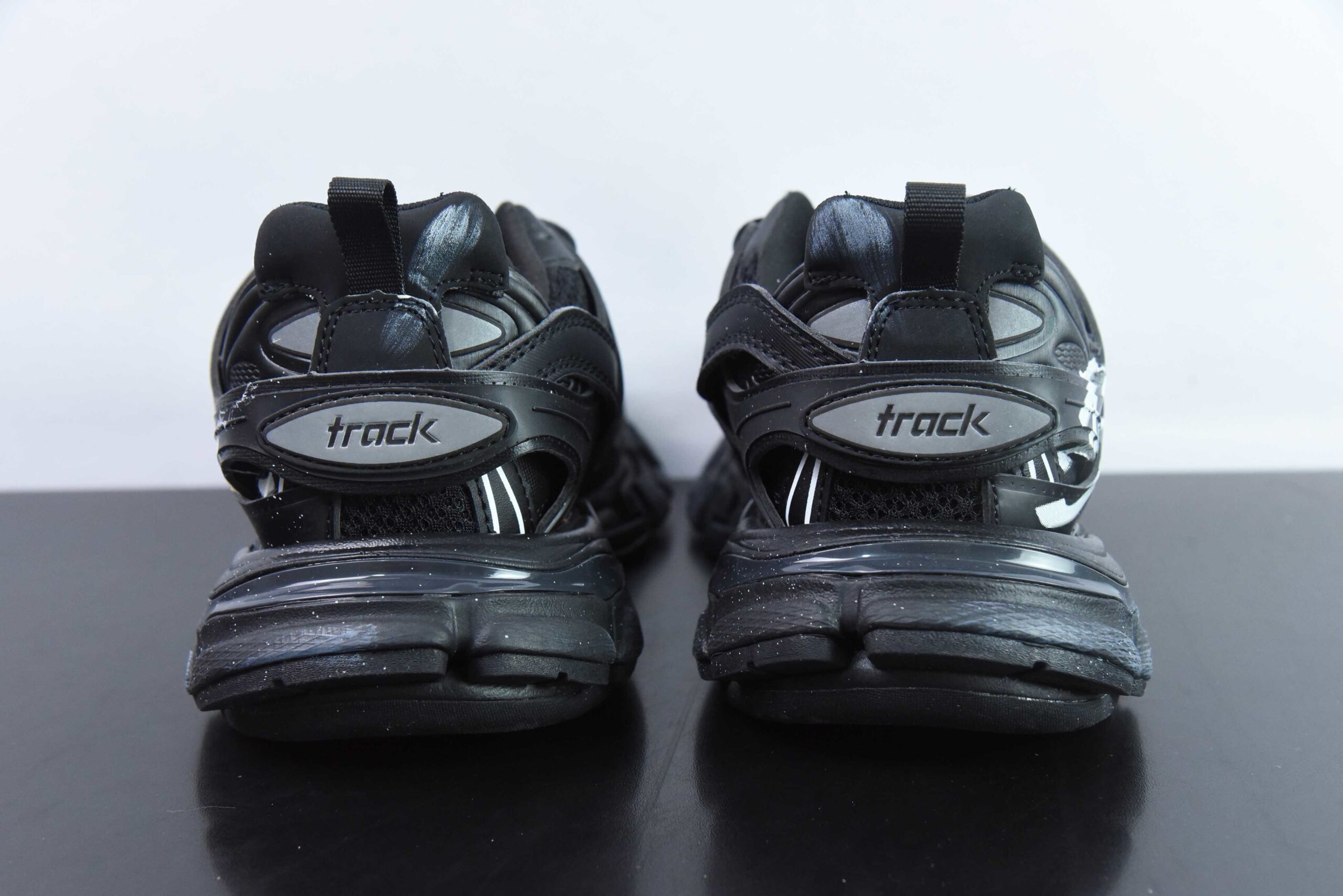 BALENCIAGA TRACK SIGNATURE 'NEGRAS' - Imagen 5