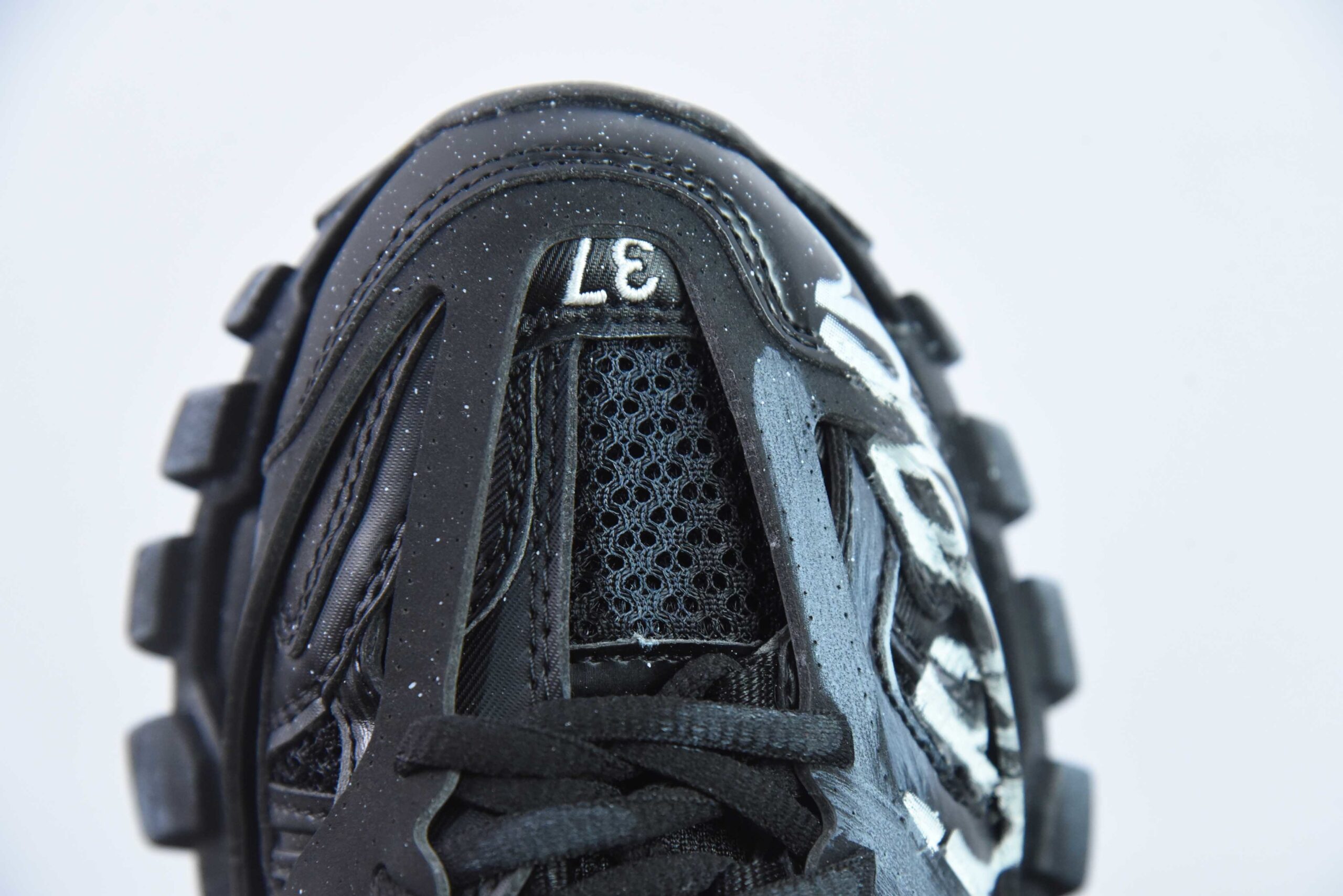 BALENCIAGA TRACK SIGNATURE 'NEGRAS' - Imagen 4