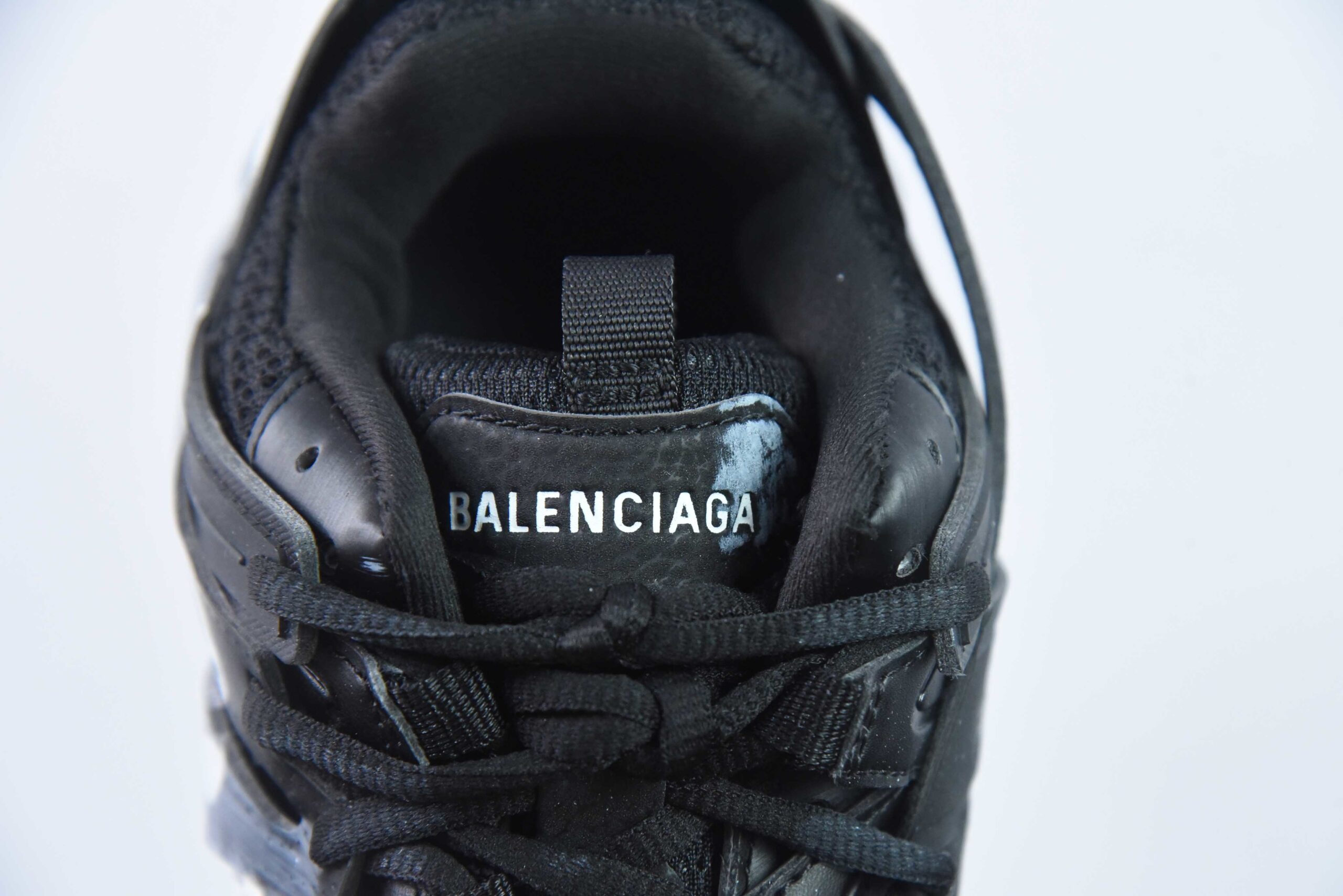 BALENCIAGA TRACK SIGNATURE 'NEGRAS' - Imagen 3