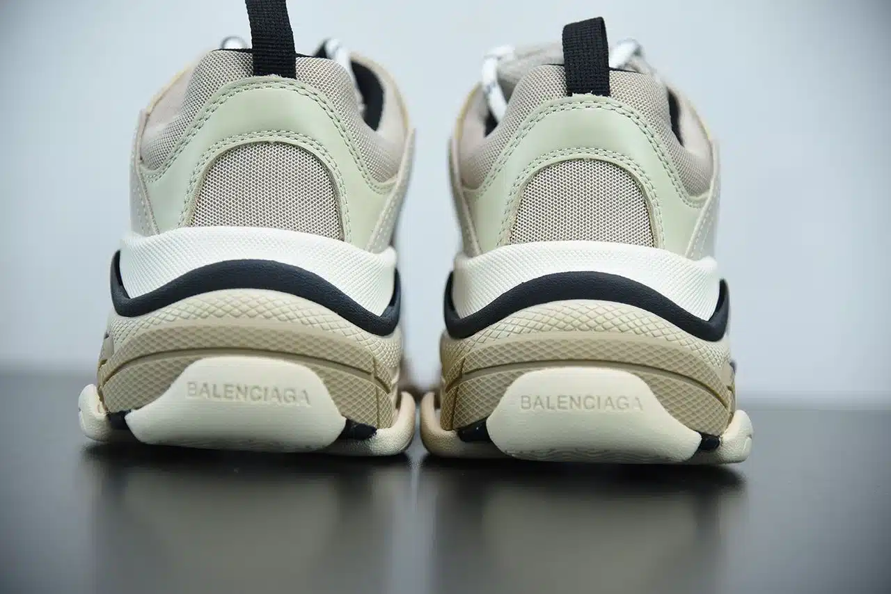 RÉPLICA BALENCIAGA TRIPLE S TRAINER «VANILLE» - Imagen 4