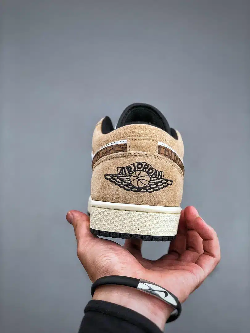 RÉPLICA JORDAN 1 LOW SE 'BROWN ELEPHANT' - Imagen 3