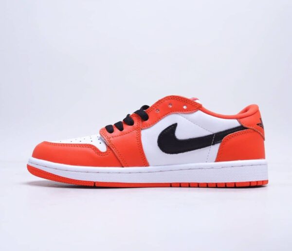 RÉPLICA JORDAN 1 LOW STARFISH - Imagen 6