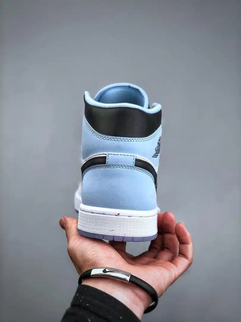 RÉPLICA JORDAN 1 MID 'ICE BLUE' - Imagen 4