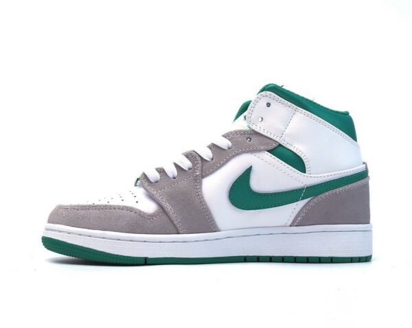 RÉPLICA JORDAN 1 MID SE WHITE PINE GREEN SMOKE GREY - Imagen 6