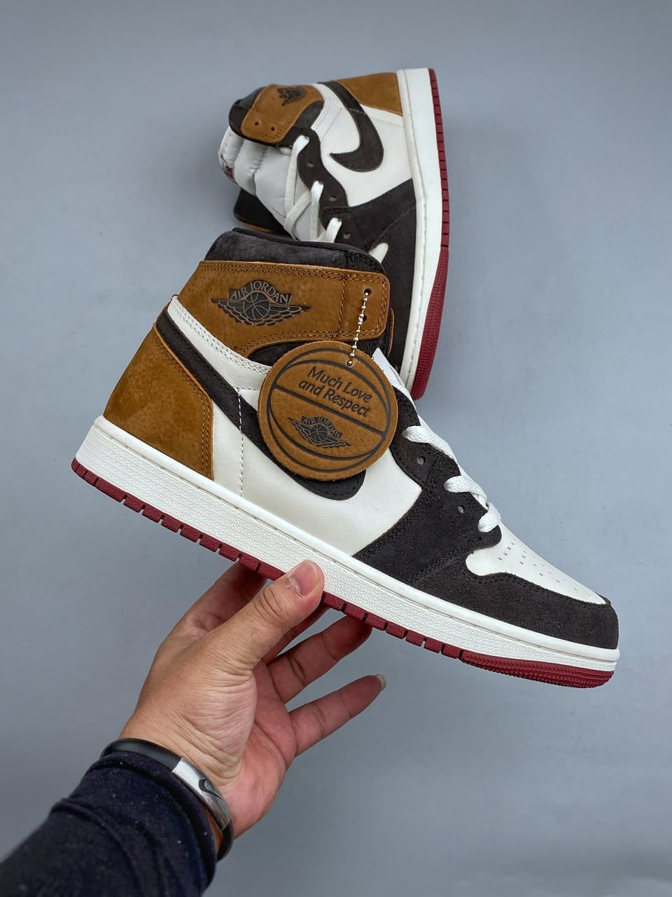 JORDAN 1 RETRO HIGH OG 'LOVE LETTER' - Imagen 7