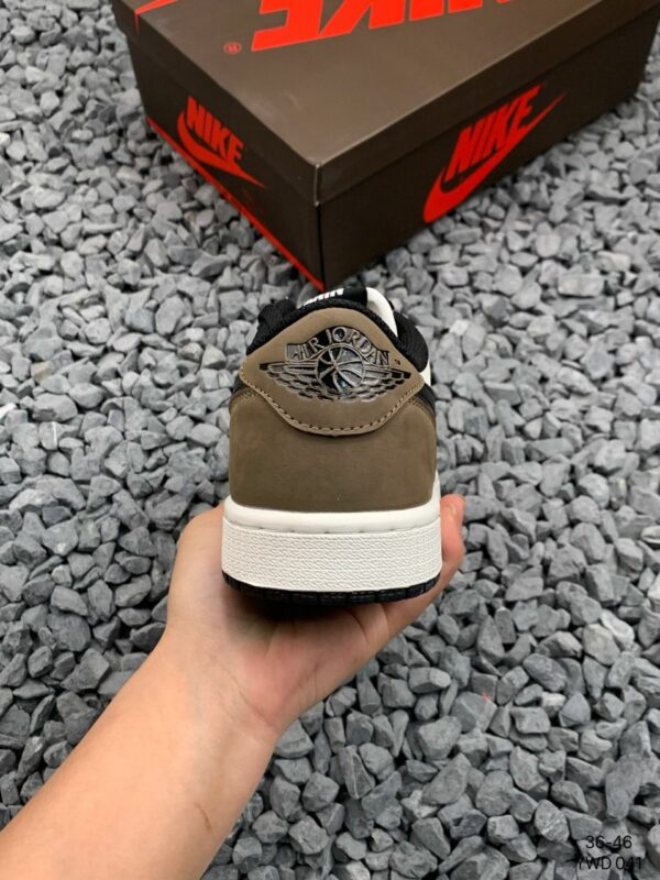 RÉPLICA JORDAN 1 RETRO LOW 'MOCHA' - Imagen 6
