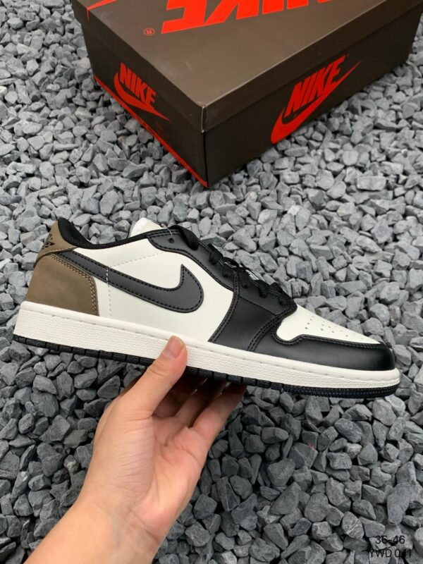RÉPLICA JORDAN 1 RETRO LOW 'MOCHA' - Imagen 10