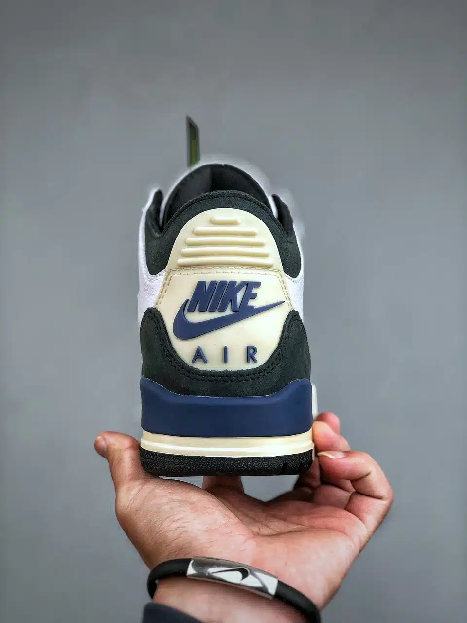 RÉPLICA JORDAN 3 RETRO OG SP A MA MANIÉRE 'DIFFUSED BLUE' - Imagen 4