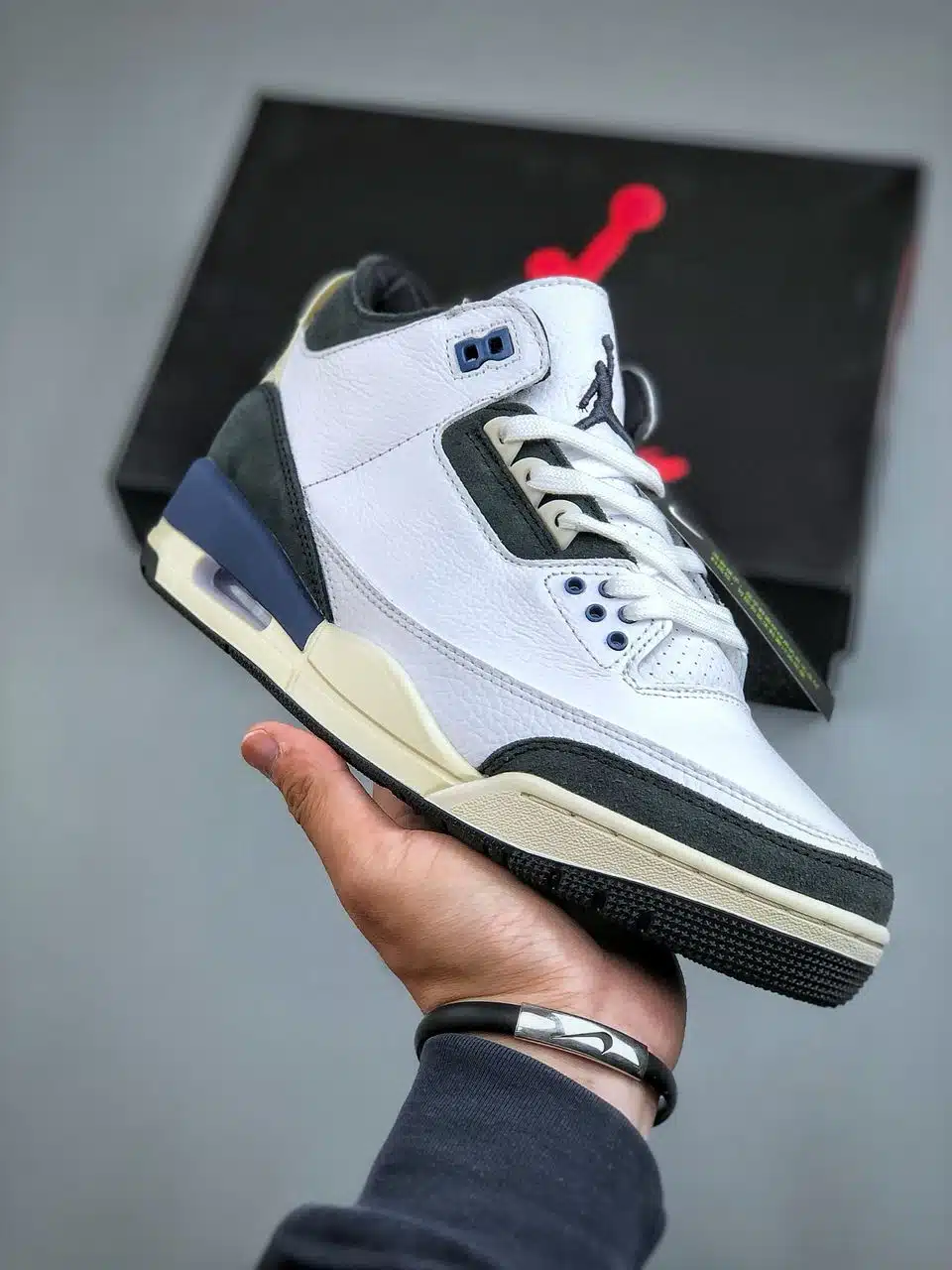 RÉPLICA JORDAN 3 RETRO OG SP A MA MANIÉRE 'DIFFUSED BLUE' - Imagen 9