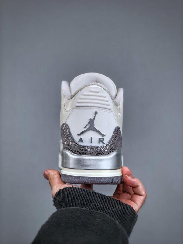 RÉPLICA JORDAN 3 RETRO SAIL 'CEMENT GREY' - Imagen 4