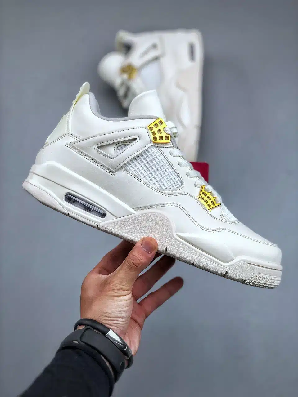 RÉPLICA JORDAN 4 RETRO 'METALLIC GOLD' - Imagen 7