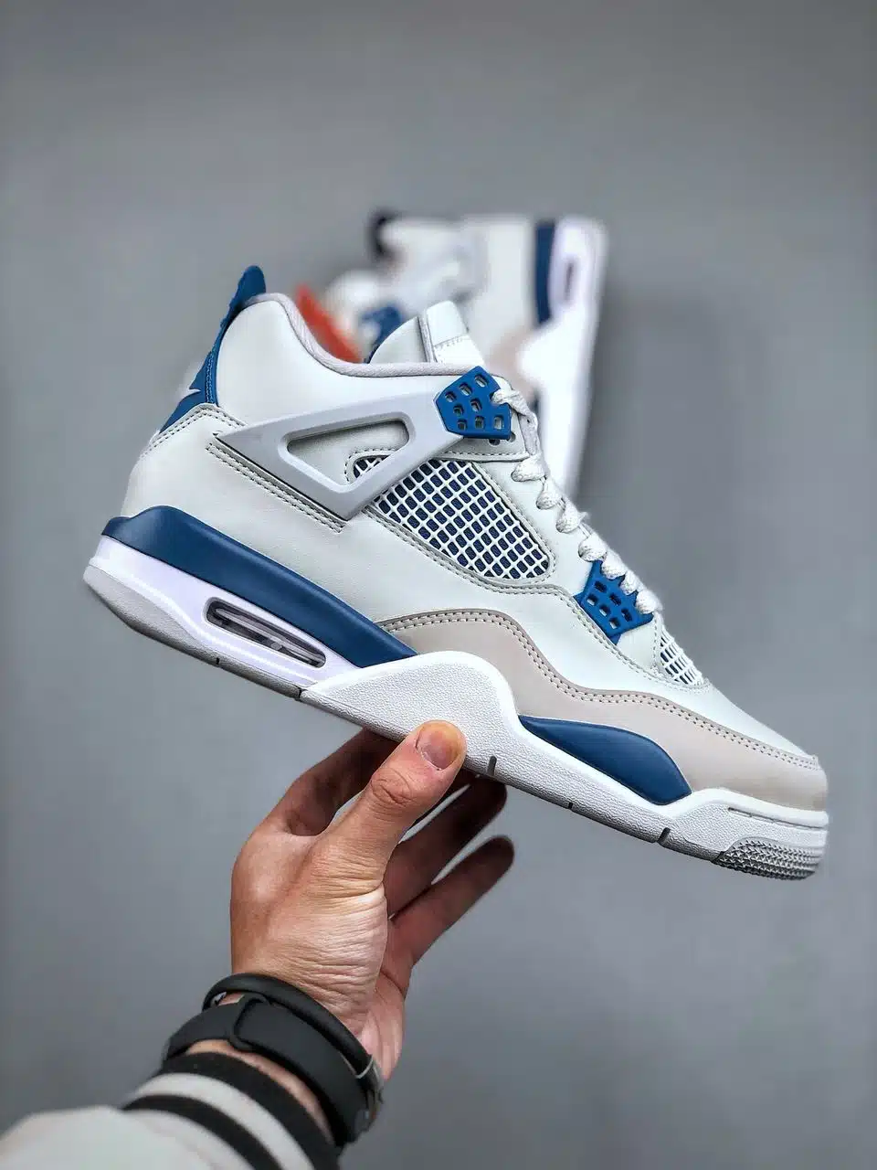 RÉPLICA JORDAN 4 RETRO MILITARY BLUE (2024) - Imagen 9