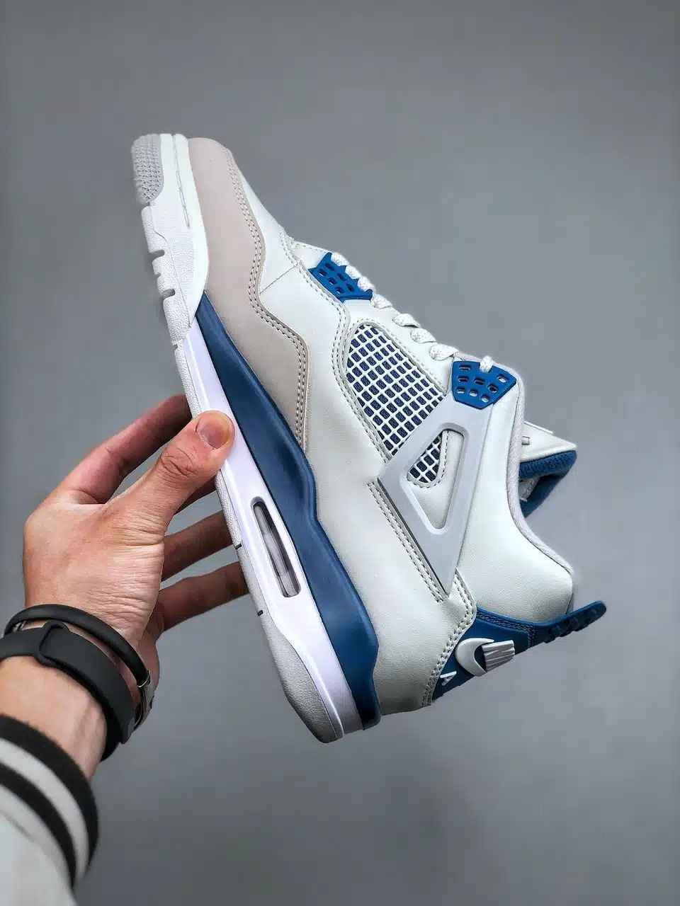 RÉPLICA JORDAN 4 RETRO MILITARY BLUE (2024) - Imagen 8