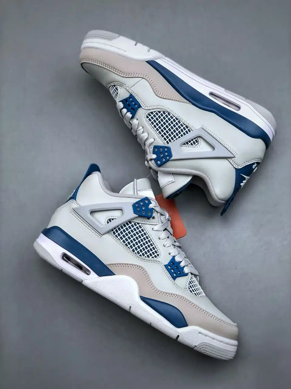 RÉPLICA JORDAN 4 RETRO MILITARY BLUE (2024) - Imagen 2