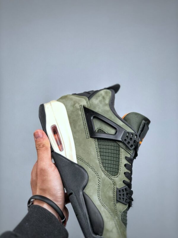 RÉPLICA JORDAN 4 RETRO OG 'UNDEFEATED' (2025) - Imagen 5