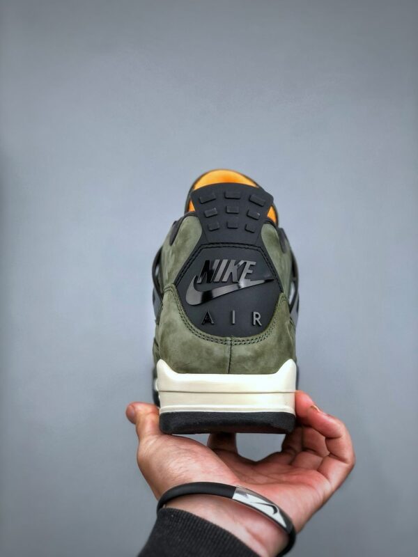 RÉPLICA JORDAN 4 RETRO OG 'UNDEFEATED' (2025) - Imagen 4