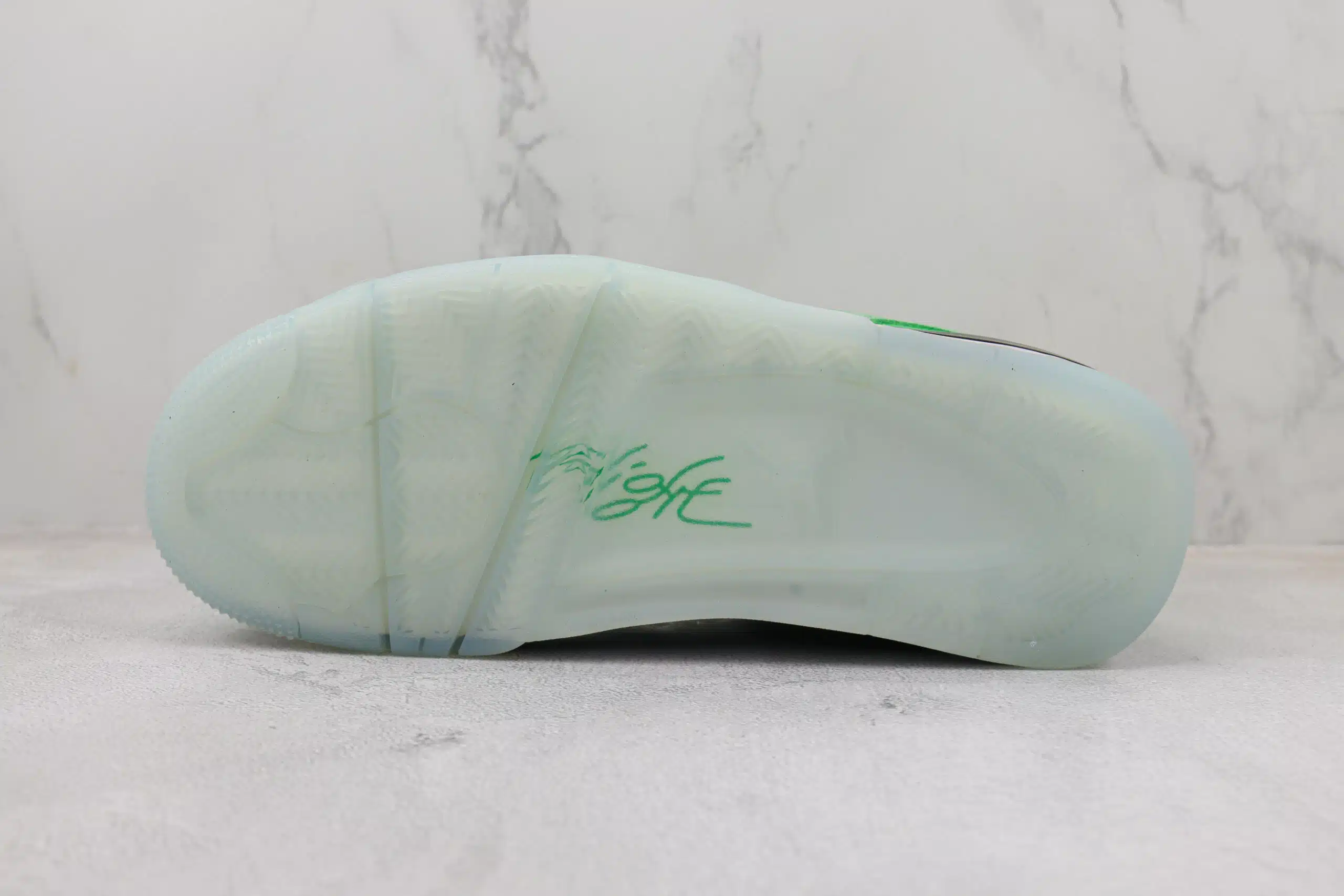 RÉPLICA JORDAN 4 RETRO 'WAHLBURGERS' - Imagen 4