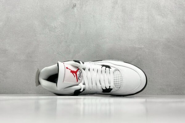 RÉPLICA JORDAN 4 RETRO 'WHITE CEMENT' (2025) - Imagen 8