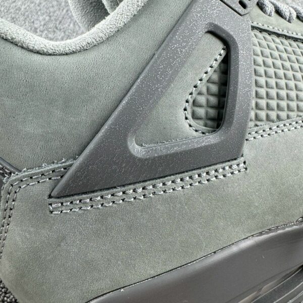 RÉPLICA JORDAN 4 SE PARIS OLYMPICS 'WET CEMENT' - Imagen 2