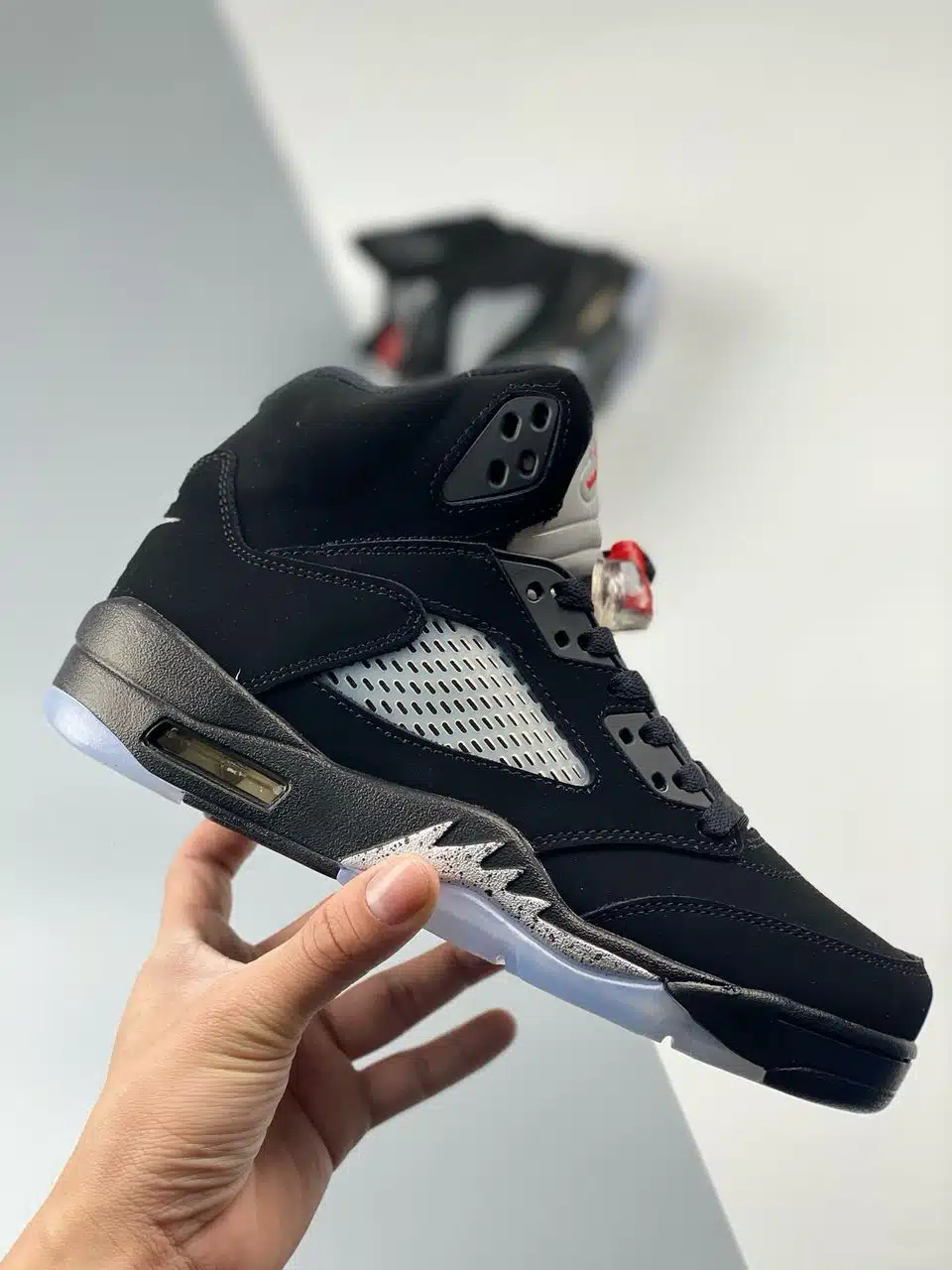 RÉPLICA JORDAN 5 RETRO 'BLACK METALLIC' REIMAGINED - Imagen 7