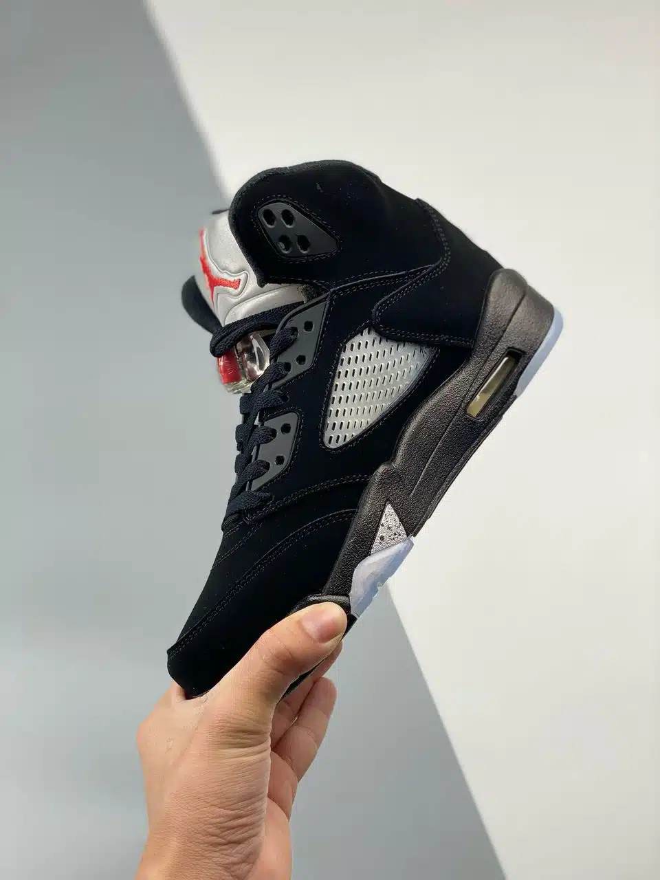 RÉPLICA JORDAN 5 RETRO 'BLACK METALLIC' REIMAGINED - Imagen 5