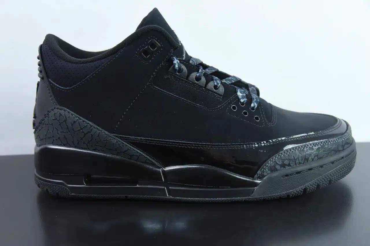 RÉPLICA JORDAN RETRO 3 'BLACK CAT' (2025) - Imagen 9
