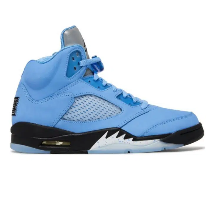 RÉPLICA JORDAN 5 RETRO 'UNC'
