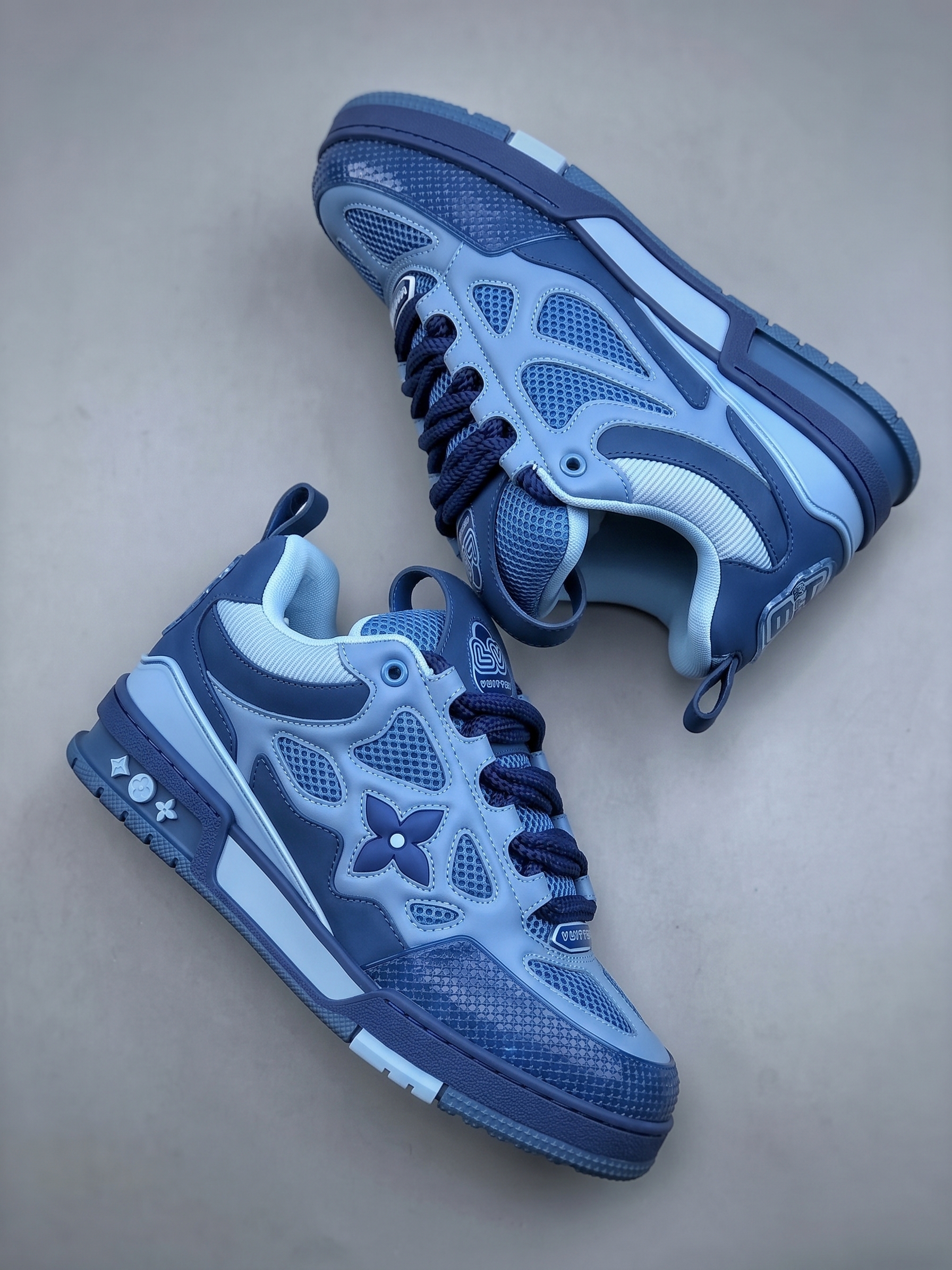 LOUIS VUITTON LV SKATE 'AZULES' - Imagen 2