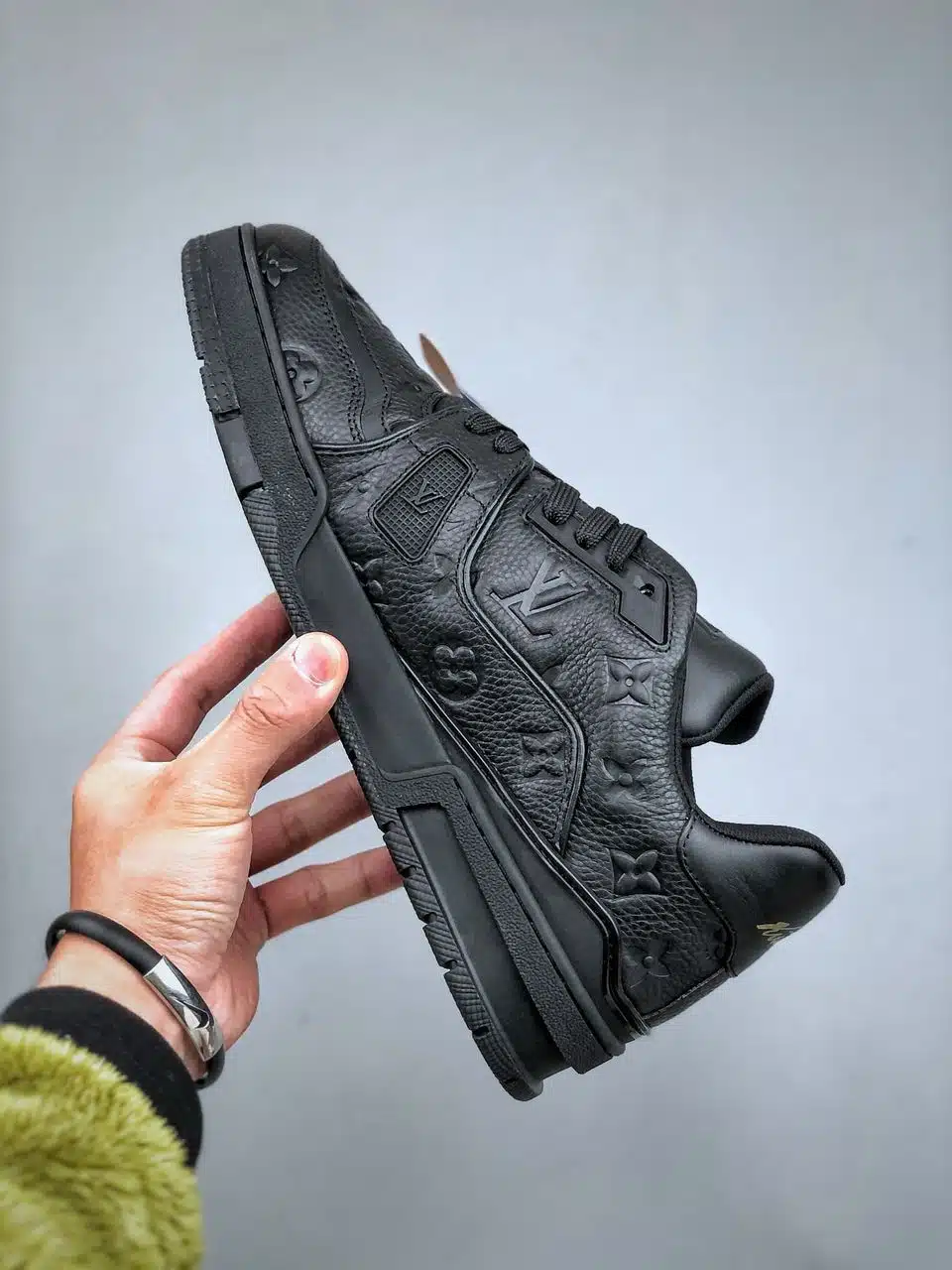 RÉPLICA LOUIS VUITTON TRAINER 'NEGRAS' - Imagen 7
