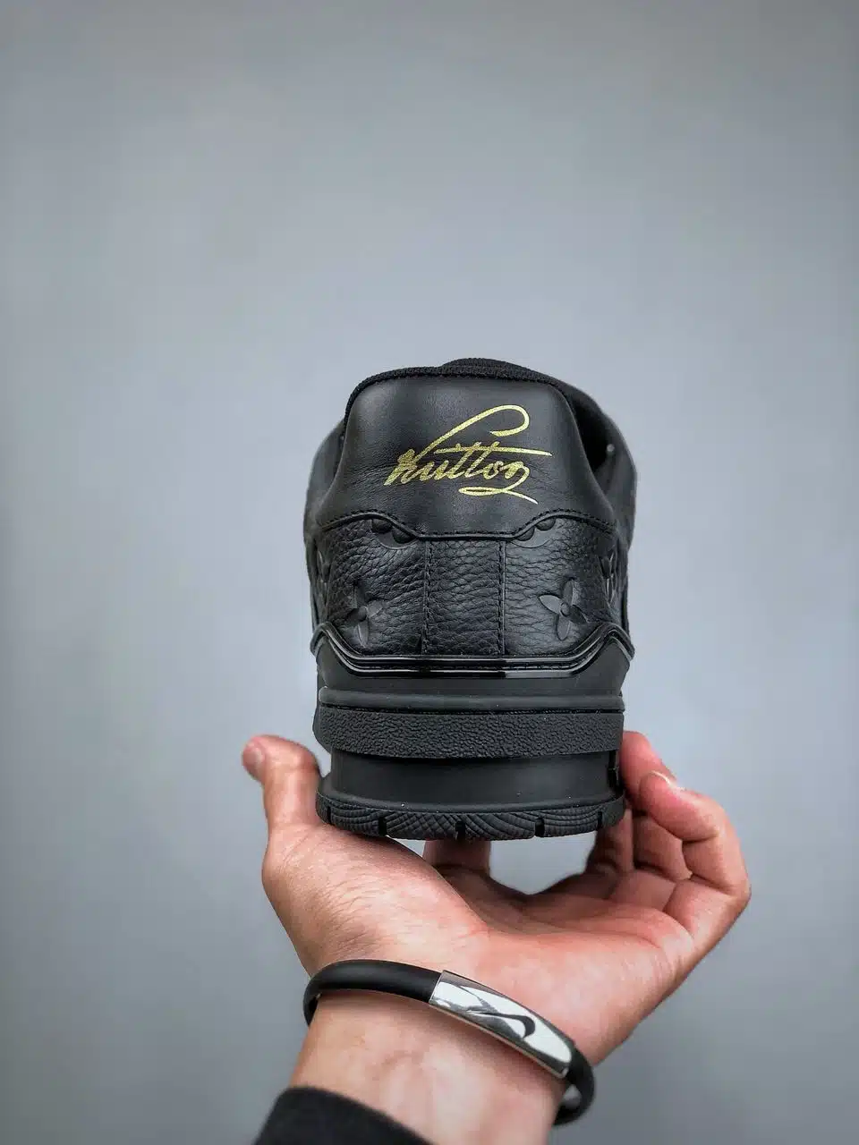 RÉPLICA LOUIS VUITTON TRAINER 'NEGRAS' - Imagen 4