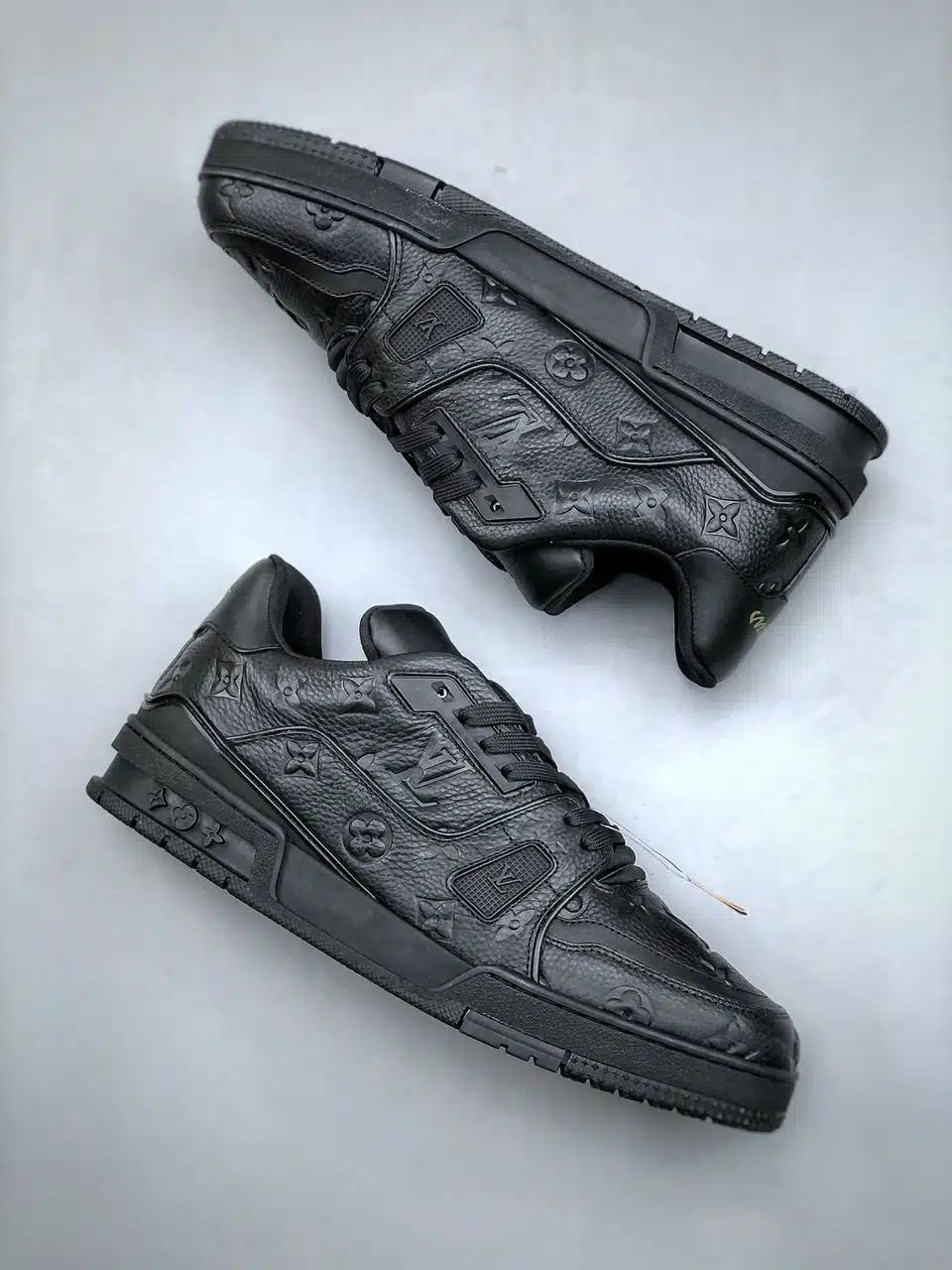 RÉPLICA LOUIS VUITTON TRAINER 'NEGRAS' - Imagen 2