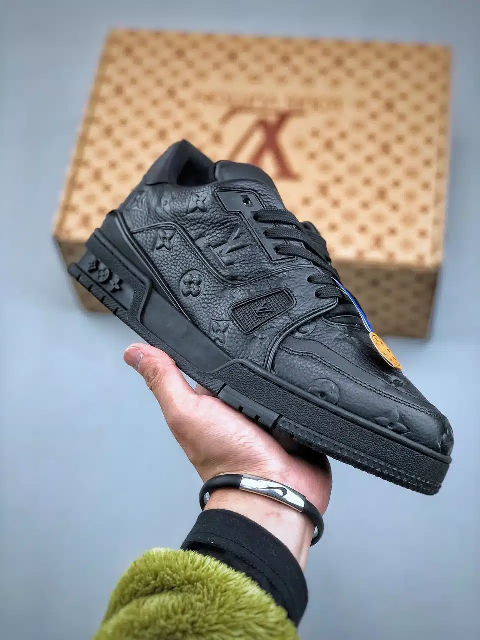 RÉPLICA LOUIS VUITTON TRAINER 'NEGRAS' - Imagen 8