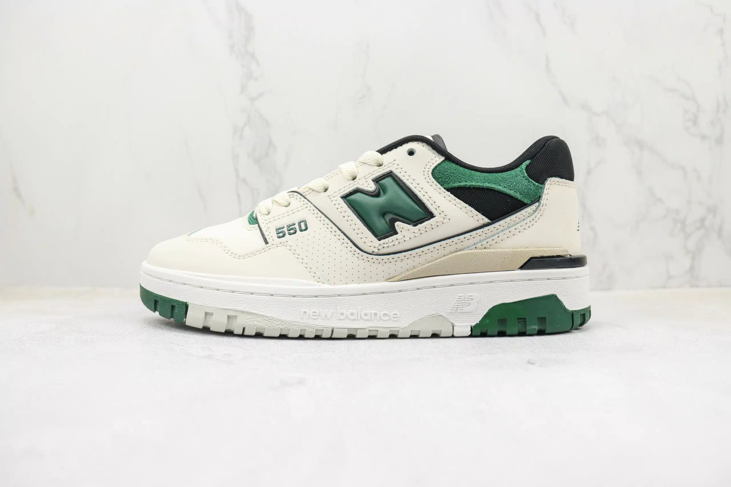 RÉPLICA NEW BALANCE 550 SEA SALT 'PINE GREEN' - Imagen 6