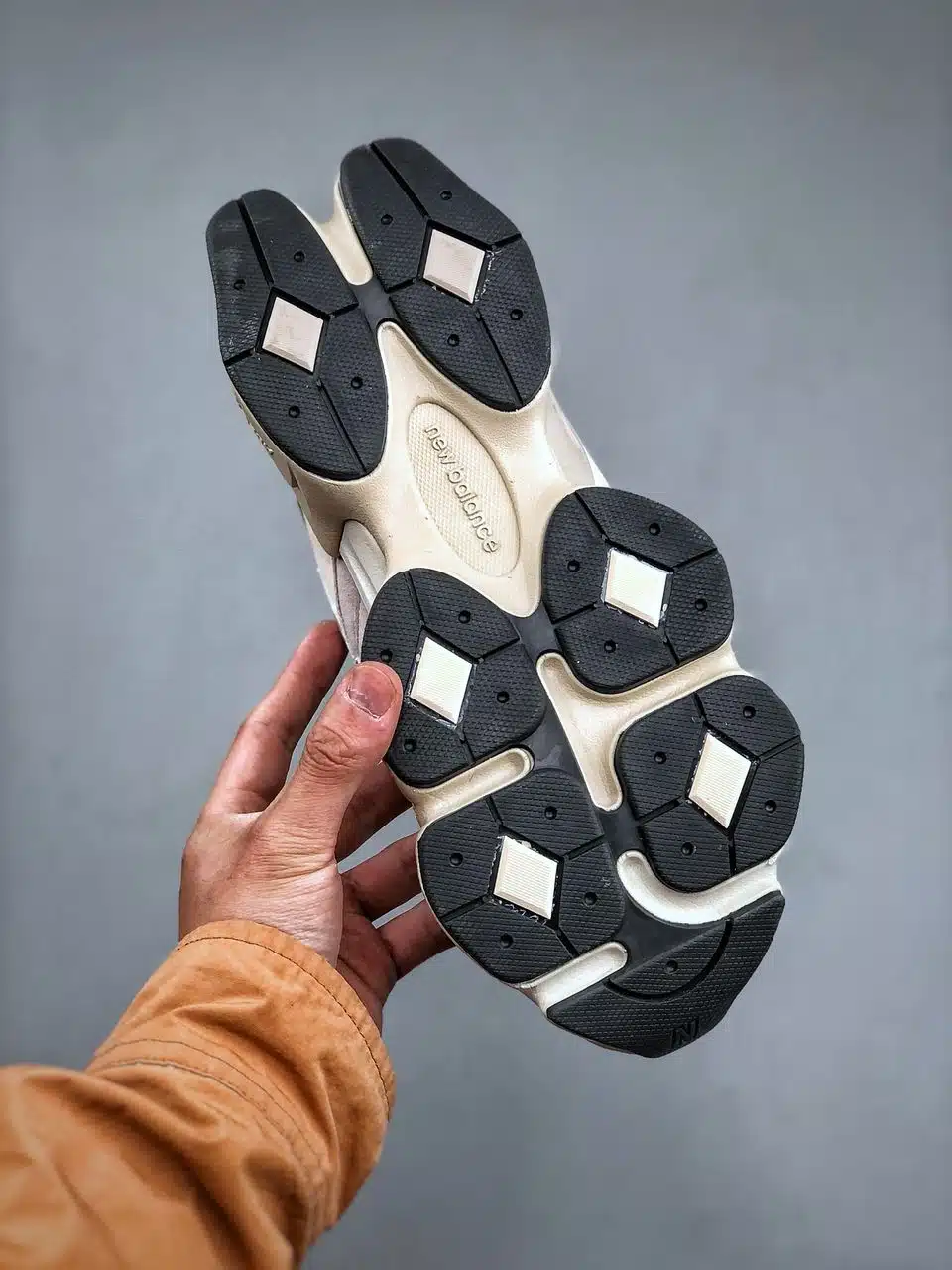 RÉPLICA NEW BALANCE 9060 'MOONROCK LINEN 'DARK ARCTIC GREY' - Imagen 3